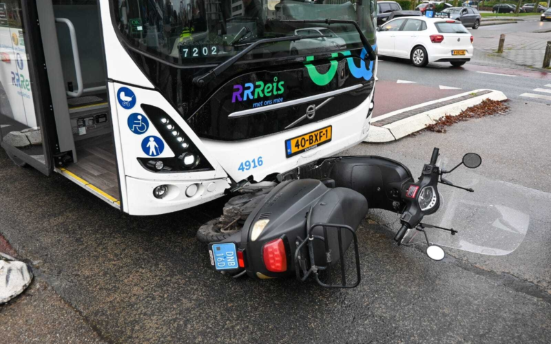 Auto bots met stdsbus in Enschede 24122024