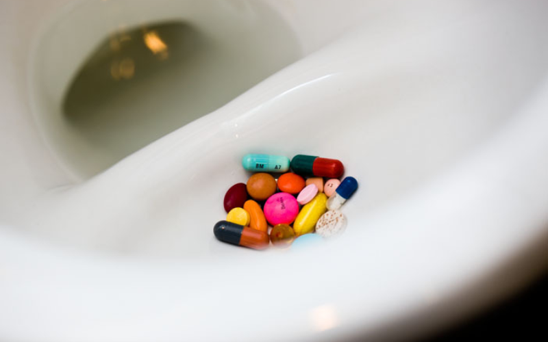 Drugs toilet