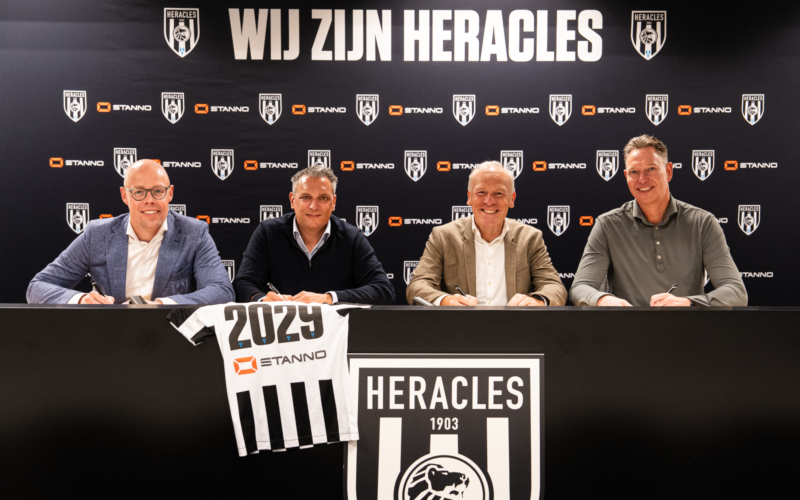 Heracles x Stanno