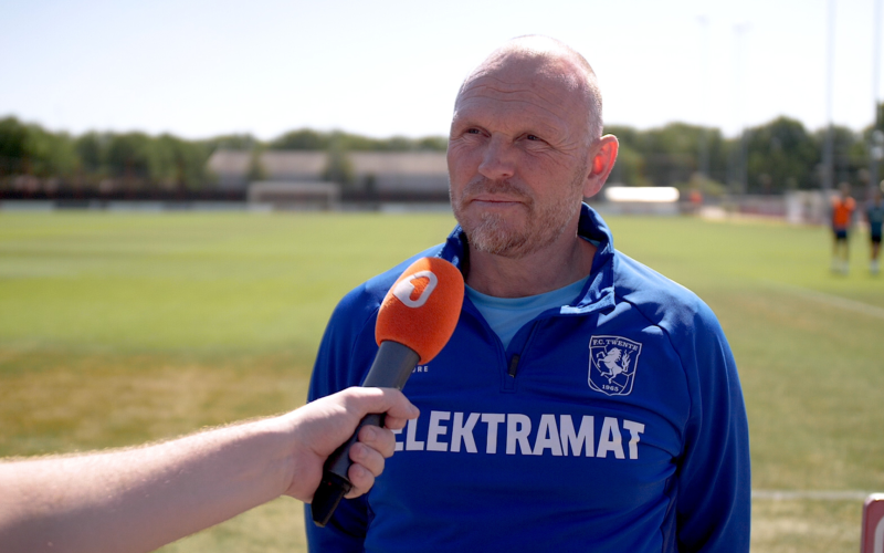 JOPESPH OOSTING AJAX TWENTE 20250516