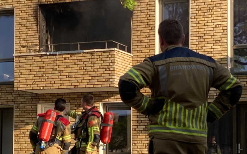 20250612 woningbrand leonardstraat hengelo news united 2