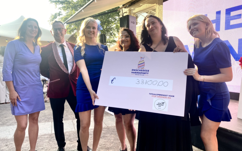 20250619 haringparty Enschede Stop Armoede 053