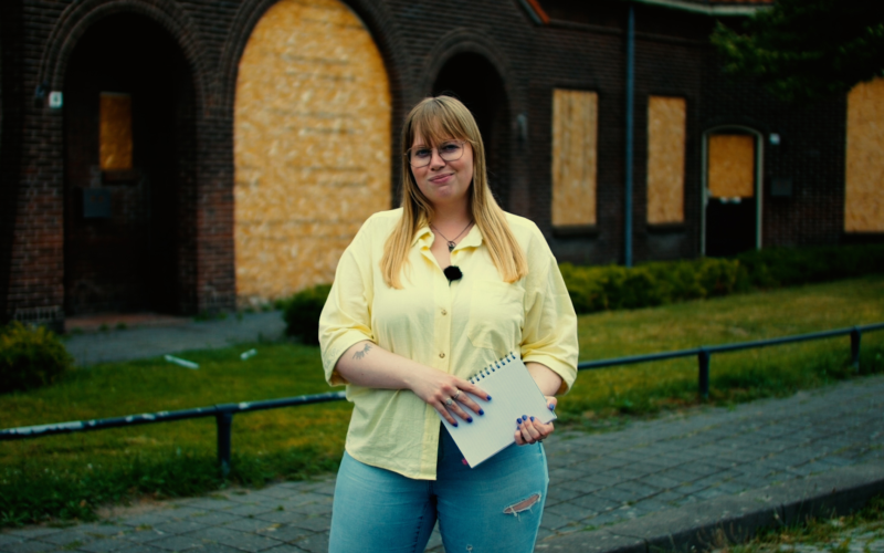 TEMPLATE REPORTAGE Clean 00 01 13 21 Still002