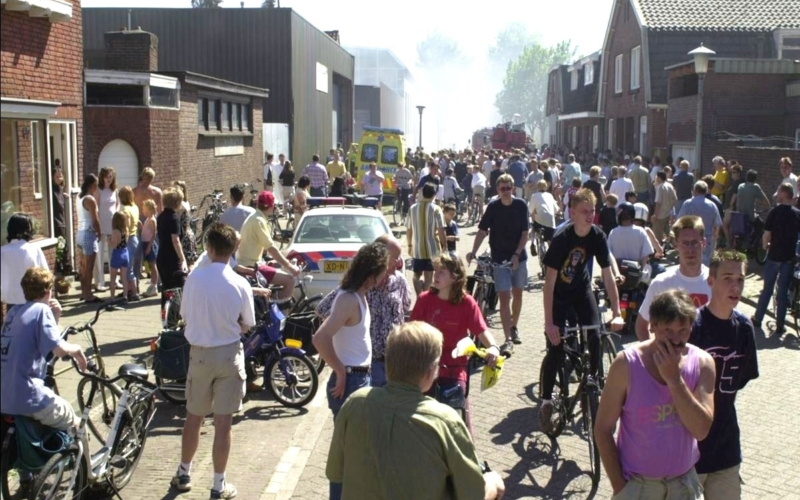 Tollenstraat - publiek - 13 mei 2000