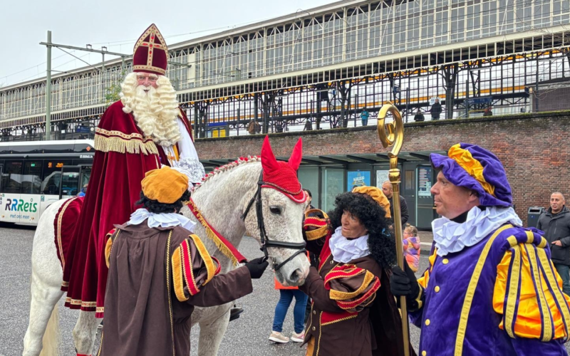 251115 sinterklaas hengelo