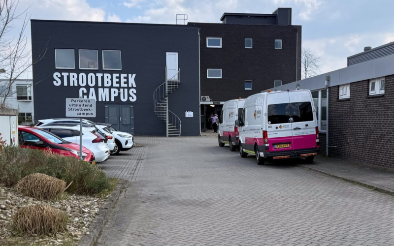 260414 hennepkwekerij