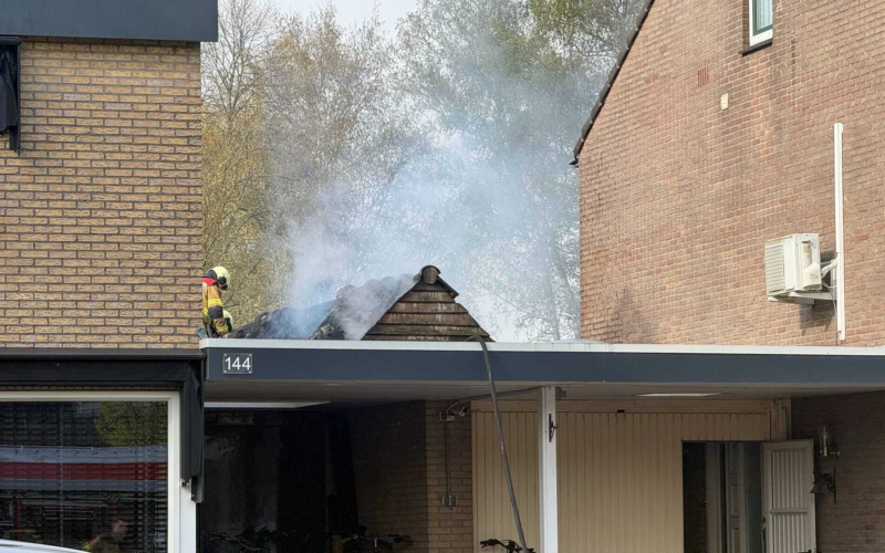 20260415 Woningbrand schuurbrand Glanerbrug Bultsweg Enschede