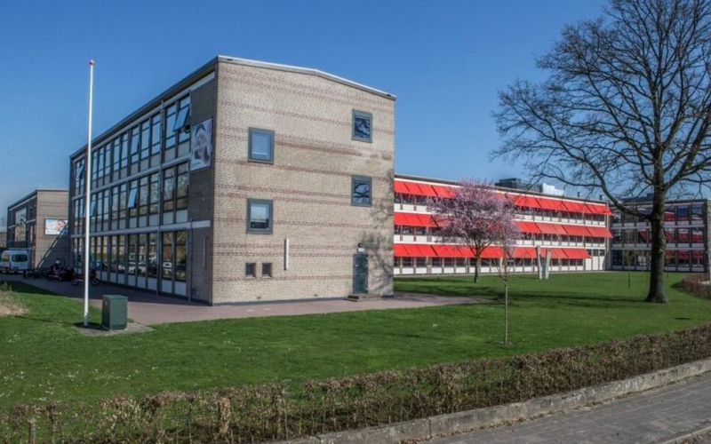 Bonhoeffer College Van der Waalslaan foto Bonhoeffer College Van der Waalslaan