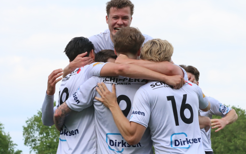 SVZW tegen HZVV in 4e divisie