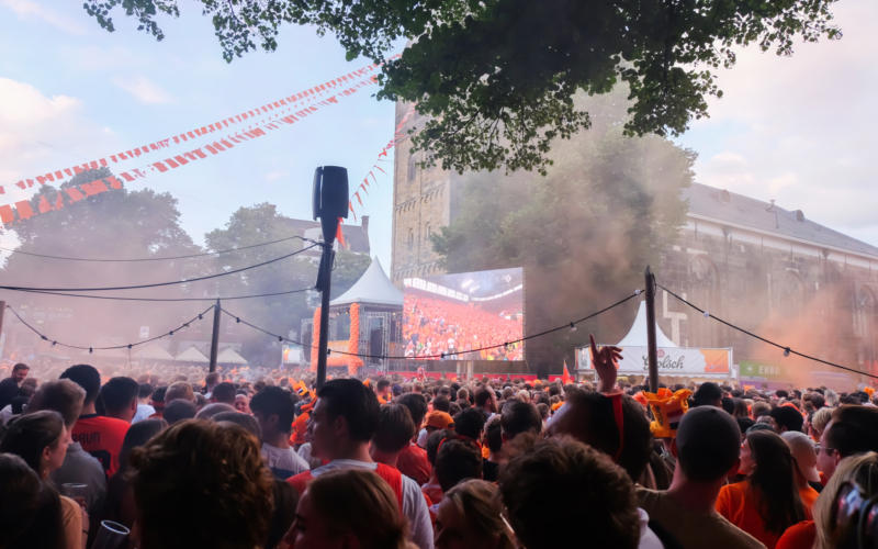 Halve finale EK 1