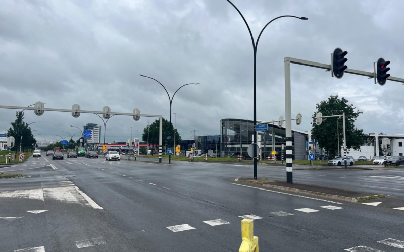Verkeerhinder henriette roland holstlaan