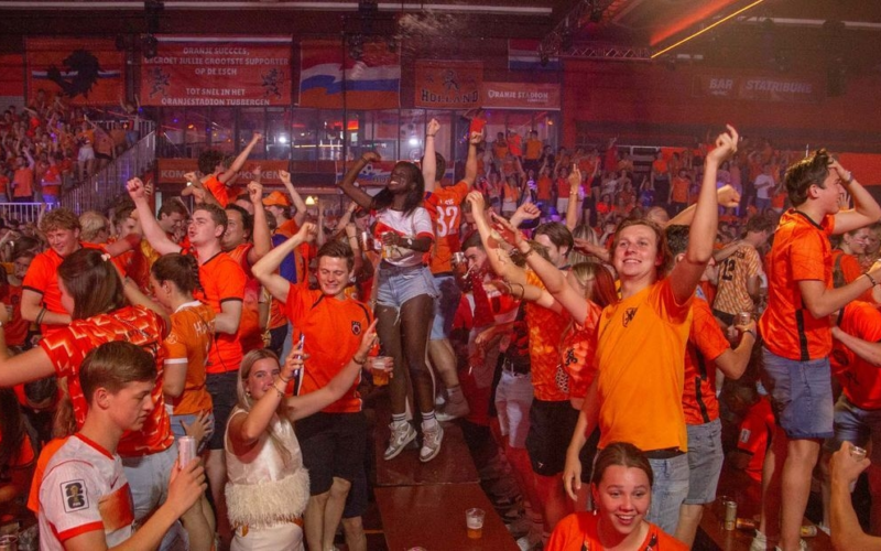 Oranje stadio tubberge OOST
