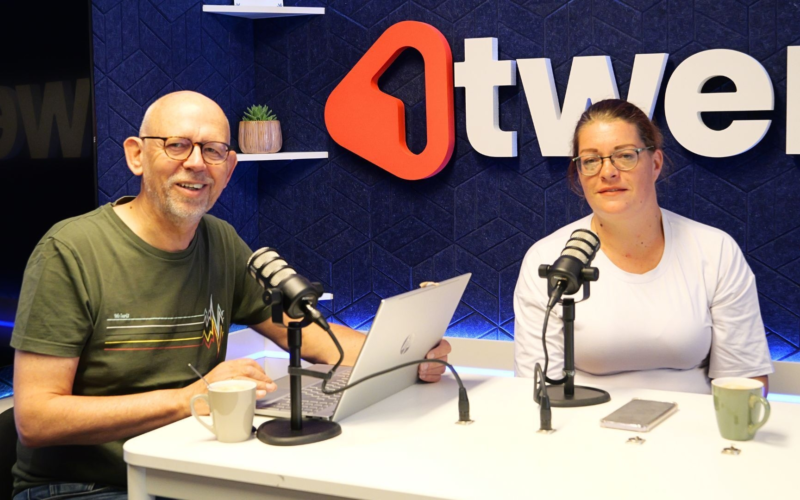 WIE AA ZEGT JOYCE BAL