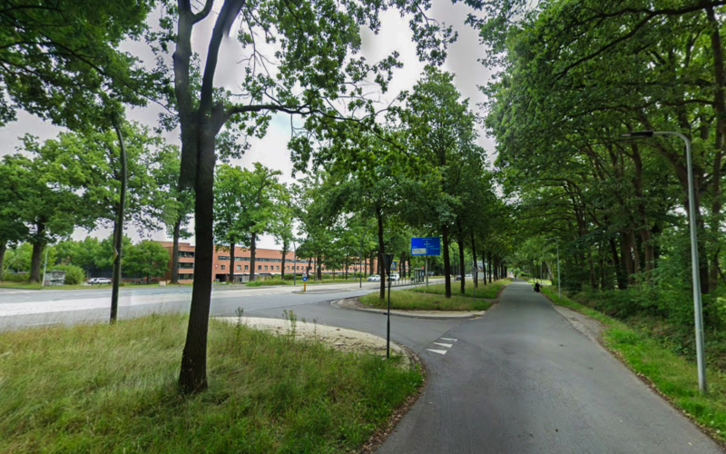 Zuidelijke parallelweg gronausestraat fietspad