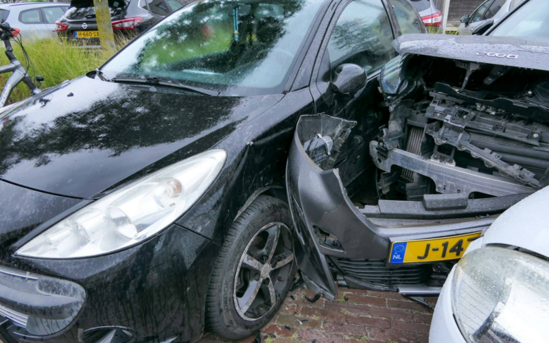 botsing - auto's - schade