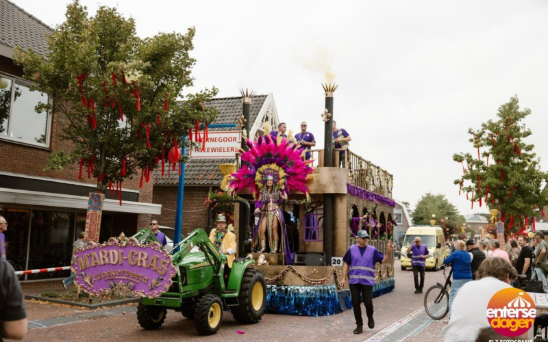 Optocht Enterse dagen - T zoekerveld