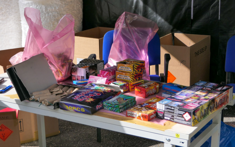 Vuurwerk op tafel inzamelactie Enschede 20260921