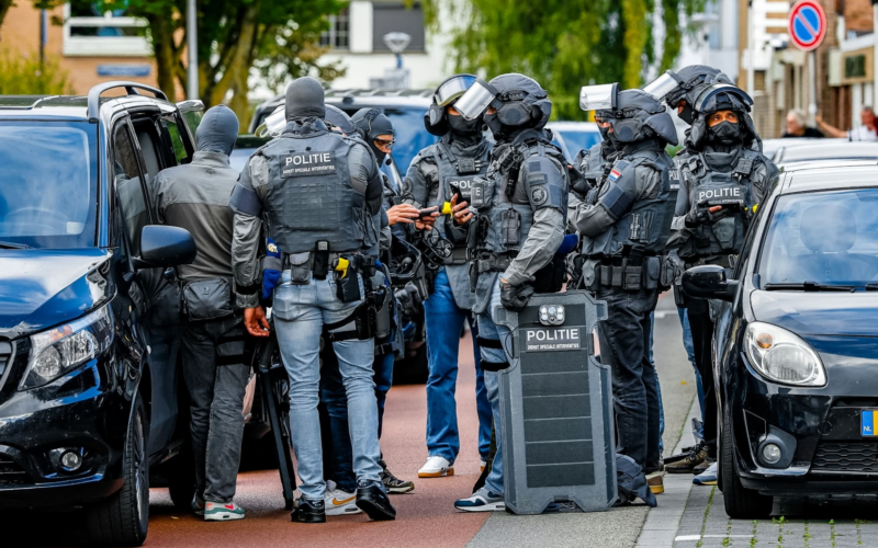 20260922 politieactie Enschede News United Dennis Bakker 4
