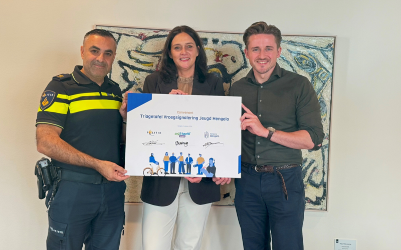 Ondertekening convenant triagetafel vroegsignalering jeugd hengelo