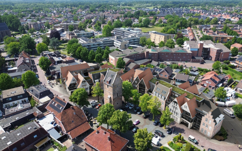 Impressie van het appartementencomplex Martinusplein in Losser
