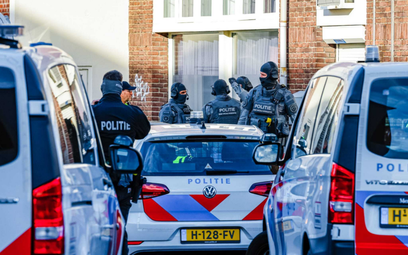 Politieactie Deuriningerstraat DSI 20261027 02