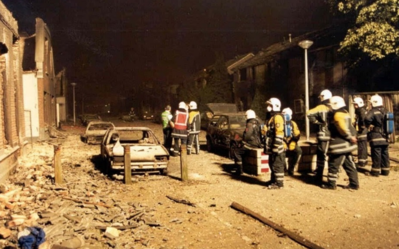 Vuurwerkramp hulpverleners brandweerlieden foto onbekend