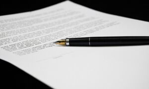 100225 pen document papier