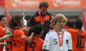 11309 Oranje Onder17