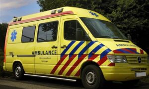 12325 Ambulance Venray 005