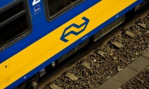 12433 Trein