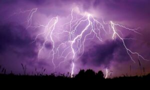 16623 onweer