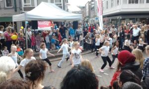 188981 culturele zondag april 2016
