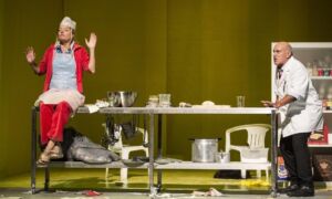 19056 Sweeney Todd scenes008