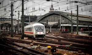 192585 trein Deutsche Bahn DB