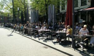 196110 drukte binnenstad centrum horeca