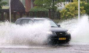 201185 Wateroverlast1 3