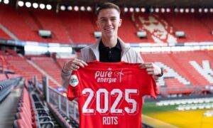 2022 10 12 Daan Rots tekent nieuw contract Foto FC Twente Media1
