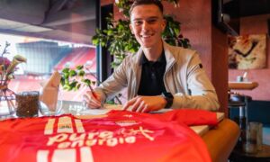 2022 10 12 Daan Rots tekent nieuw contract Foto FC Twente Media3