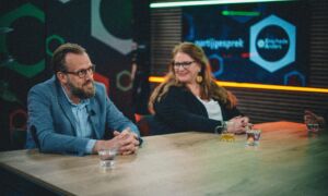 20220308 ITV80 partijgesprekken 1064 gast EA Herman Brouwer en Margriet Visser CLEAN