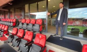 20221219 Malkis Jajan skybox FC Twente Grolsch Veste RTV Oost