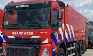 Nieuwe brandweerauto Weerselo