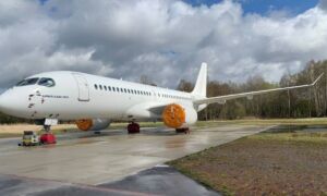 20240807 RTV Oost Russisch vliegtuig op Twente Airport