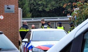 20241009 Olieslagweg Twekkelerveld Enschede politie onderzoek