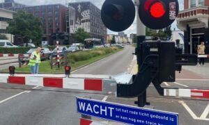 20250806 Enschede spoorwegovergang Oldenzaalsestraat storing Niels Veurink