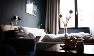 20250810 Kamer gemeubileerd hotel pixabay