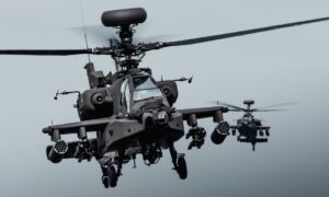 20250818 helikopters vliegen laag gemeente enschede