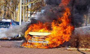 20251117 brand elektrische auto News United Dennis Bakker