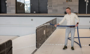 2026 februari Sportaal Niels van den Berg zwembad vullen Diekman