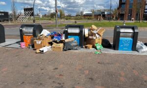 20260125 pmd verzamelcontainers milieu eiland hart van zuid hengelo IMG 2092