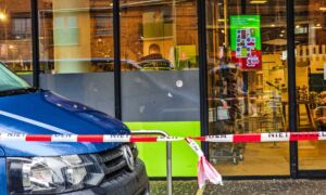 20260317 politieonderzoek supermarkt Enschede News United Dennis Bakker 4